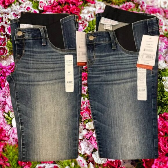 Isabel Maternity by Ingrid & Isabel Maternity Skinny Boot Cut Jeans Bundle 2/26R - Picture 1 of 5